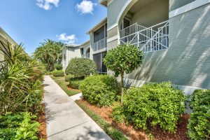 Highland-Woods-Condo-St-Andrews-Verandas-26931-Clarkston-Dr-206-Bonita-Springs-FL-34135-Front-of-Condominium-001