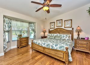 Highland-Woods-Condo-St-Andrews-Verandas-26931-Clarkston-Dr-206-Bonita-Springs-FL-34135-Master-Bedroom-001