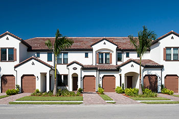 Coach-Homes-for-Sale-in-Livingston-Lakes-of-Naples-FL