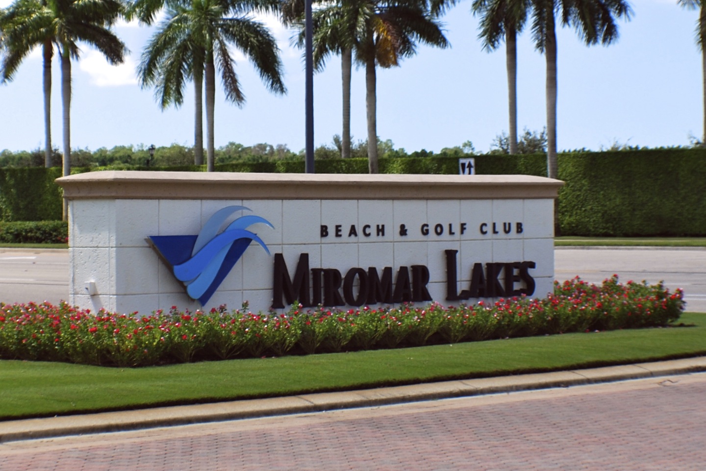 Miromar Lakes Beach And Golf Club