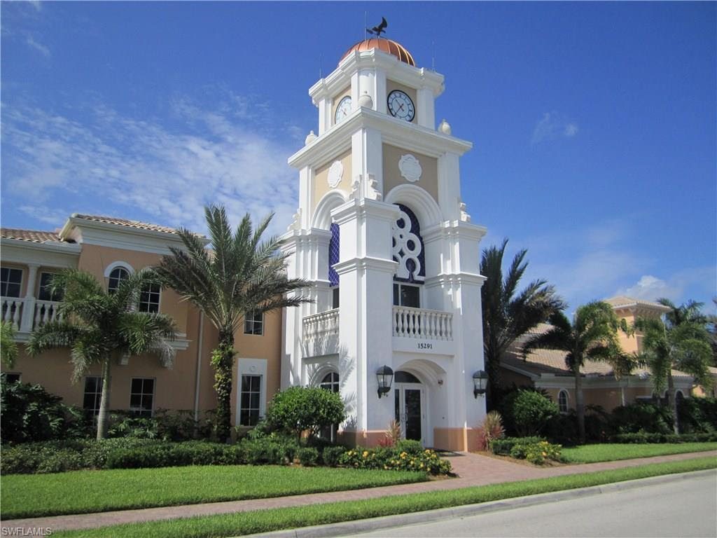 Village Walk of Bonita Springs