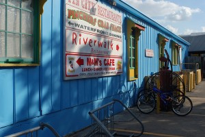 Olde Naples Shopping - Meet Tin City