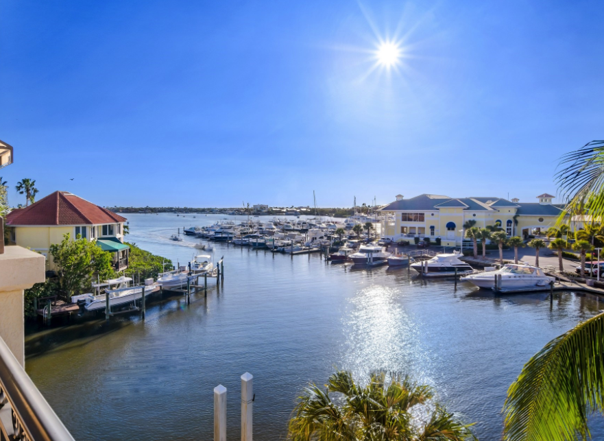 Naples Bay Resort